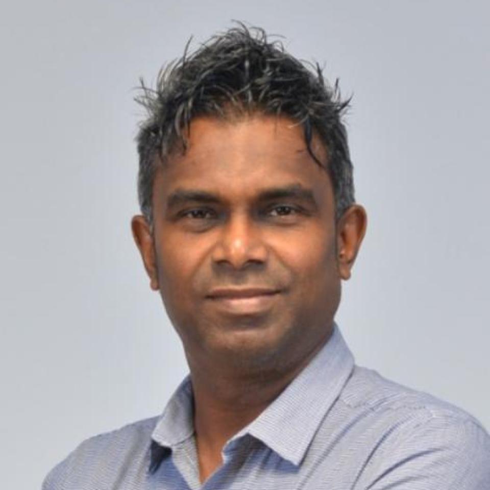 Mr Roshan Fernando